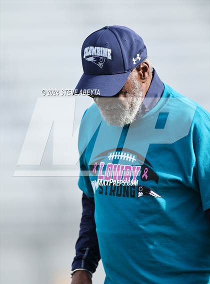Thumbnail 2 in Valor Christian vs. Columbine (CHSAA 5A Quarterfinals) photogallery.