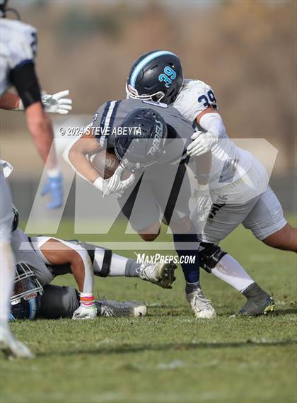 Thumbnail 3 in Valor Christian vs. Columbine (CHSAA 5A Quarterfinals) photogallery.