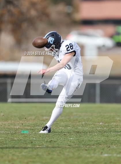 Thumbnail 3 in Valor Christian vs. Columbine (CHSAA 5A Quarterfinals) photogallery.