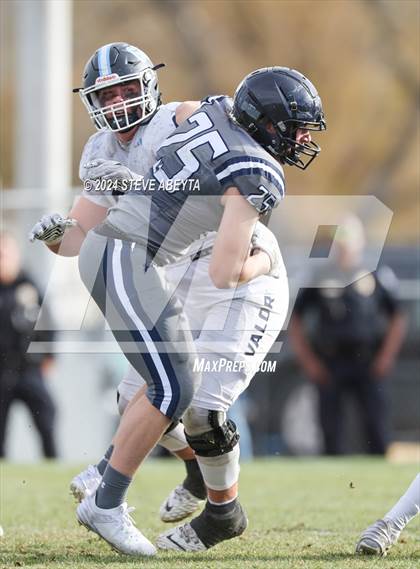 Thumbnail 1 in Valor Christian vs. Columbine (CHSAA 5A Quarterfinals) photogallery.