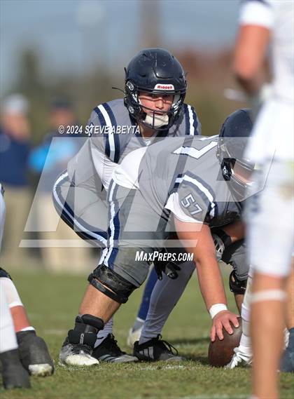 Thumbnail 1 in Valor Christian vs. Columbine (CHSAA 5A Quarterfinals) photogallery.