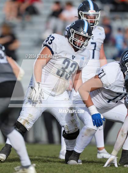 Thumbnail 1 in Valor Christian vs. Columbine (CHSAA 5A Quarterfinals) photogallery.