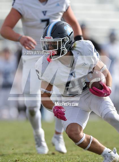 Thumbnail 3 in Valor Christian vs. Columbine (CHSAA 5A Quarterfinals) photogallery.