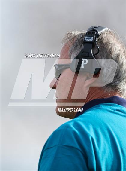 Thumbnail 3 in Valor Christian vs. Columbine (CHSAA 5A Quarterfinals) photogallery.