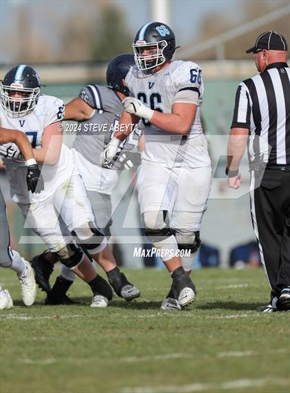 Thumbnail 3 in Valor Christian vs. Columbine (CHSAA 5A Quarterfinals) photogallery.