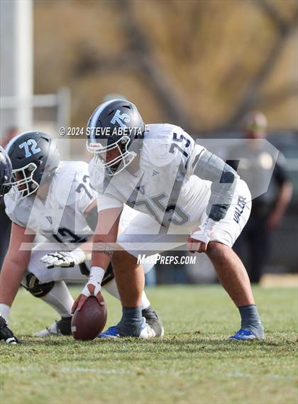 Thumbnail 3 in Valor Christian vs. Columbine (CHSAA 5A Quarterfinals) photogallery.