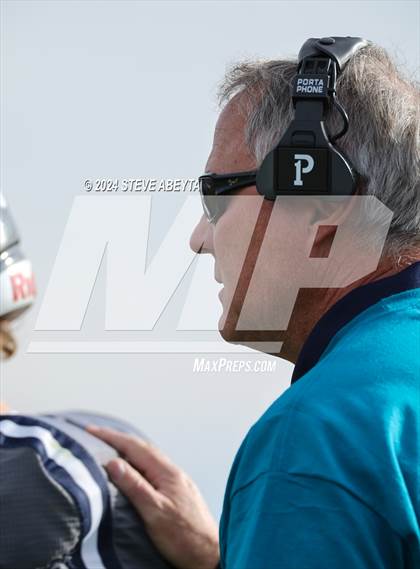 Thumbnail 2 in Valor Christian vs. Columbine (CHSAA 5A Quarterfinals) photogallery.