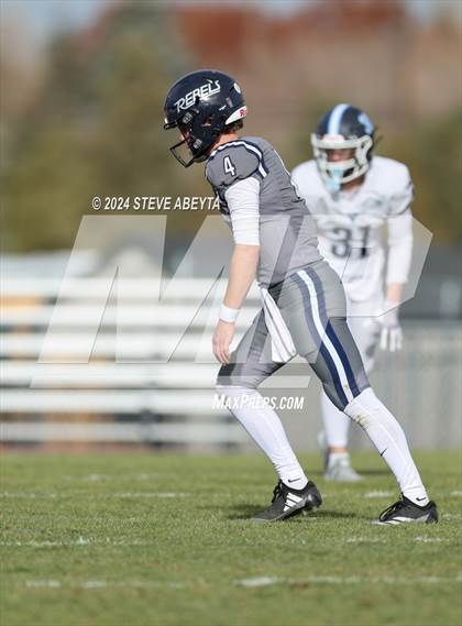 Thumbnail 3 in Valor Christian vs. Columbine (CHSAA 5A Quarterfinals) photogallery.