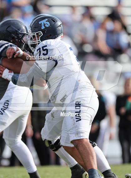 Thumbnail 3 in Valor Christian vs. Columbine (CHSAA 5A Quarterfinals) photogallery.