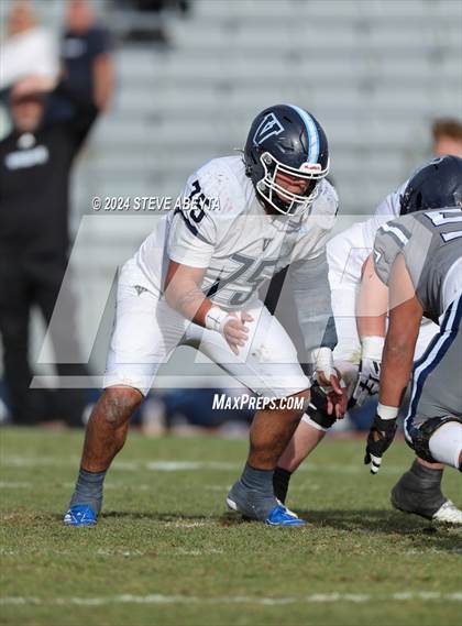 Thumbnail 3 in Valor Christian vs. Columbine (CHSAA 5A Quarterfinals) photogallery.