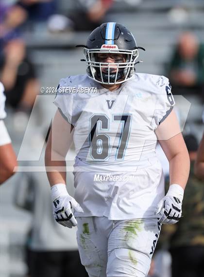 Thumbnail 1 in Valor Christian vs. Columbine (CHSAA 5A Quarterfinals) photogallery.