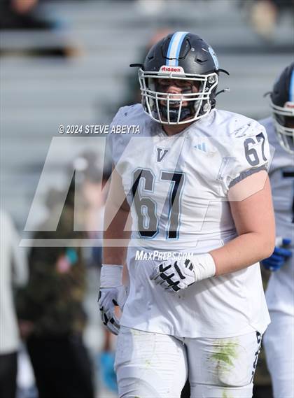 Thumbnail 3 in Valor Christian vs. Columbine (CHSAA 5A Quarterfinals) photogallery.