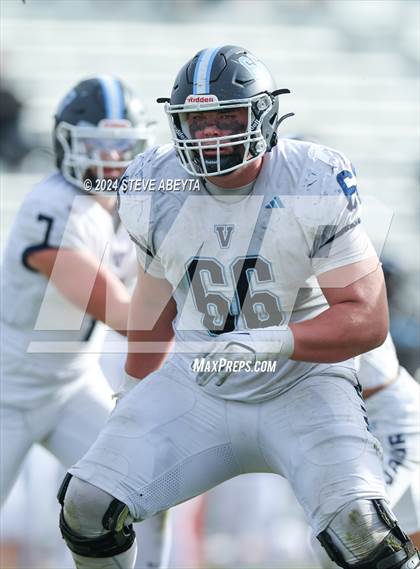 Thumbnail 1 in Valor Christian vs. Columbine (CHSAA 5A Quarterfinals) photogallery.