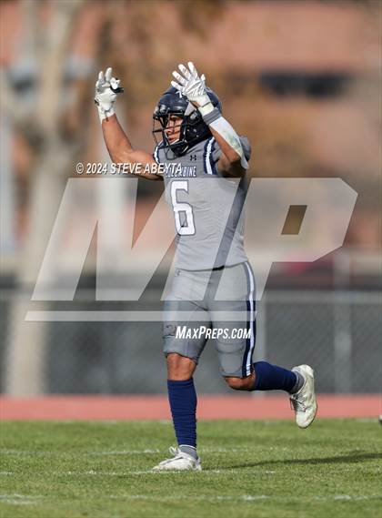 Thumbnail 3 in Valor Christian vs. Columbine (CHSAA 5A Quarterfinals) photogallery.