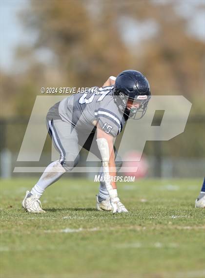 Thumbnail 2 in Valor Christian vs. Columbine (CHSAA 5A Quarterfinals) photogallery.