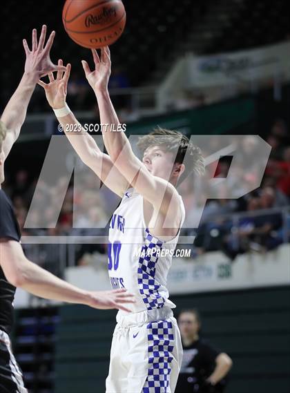 Thumbnail 3 in Fairfield Union vs Bishop Ready (OHSAA D2 Regional Final) photogallery.
