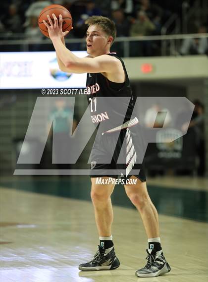 Thumbnail 3 in Fairfield Union vs Bishop Ready (OHSAA D2 Regional Final) photogallery.