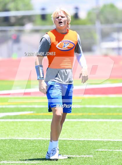 Thumbnail 1 in Bradshaw Mountain vs. Westwood (Bradshaw Mountain 7-on-7) photogallery.