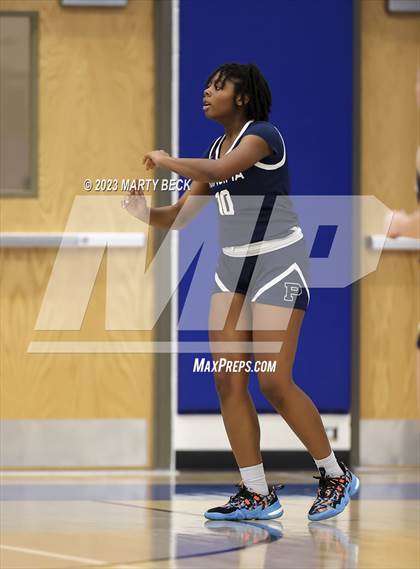 Thumbnail 2 in Greenwood vs Principia (Bill Rowe's Queen City Showcase) photogallery.