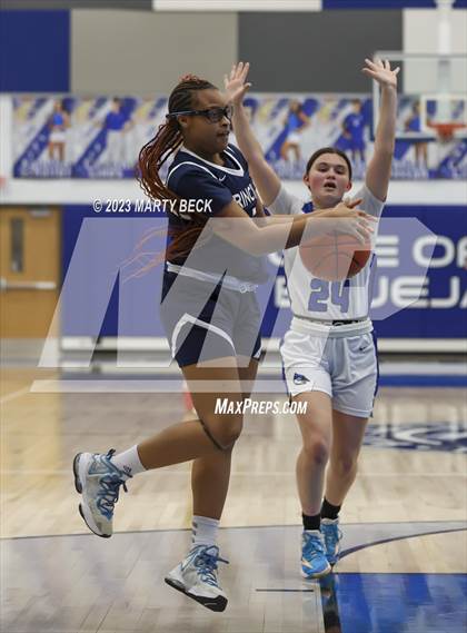 Thumbnail 1 in Greenwood vs Principia (Bill Rowe's Queen City Showcase) photogallery.