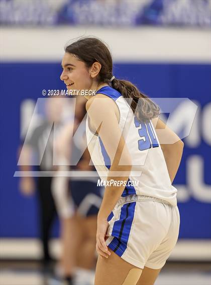 Thumbnail 2 in Greenwood vs Principia (Bill Rowe's Queen City Showcase) photogallery.
