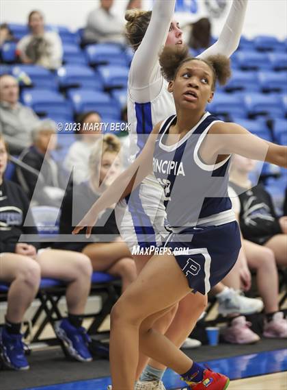 Thumbnail 2 in Greenwood vs Principia (Bill Rowe's Queen City Showcase) photogallery.