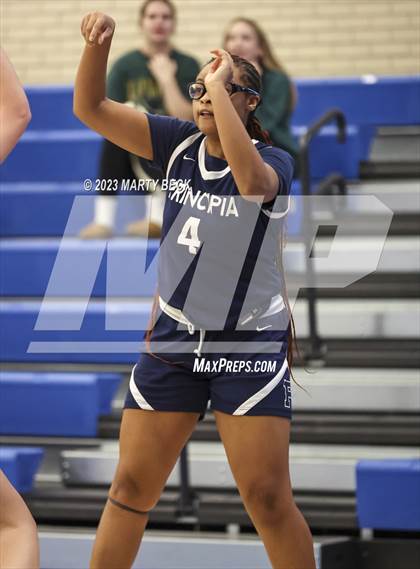 Thumbnail 2 in Greenwood vs Principia (Bill Rowe's Queen City Showcase) photogallery.