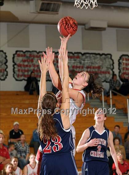 Thumbnail 3 in Wilton Christian vs. Victory Christian (CIF SJS D6 Final) photogallery.