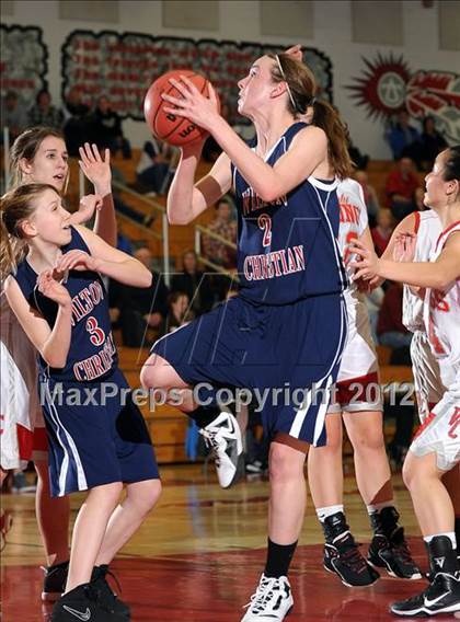 Thumbnail 1 in Wilton Christian vs. Victory Christian (CIF SJS D6 Final) photogallery.