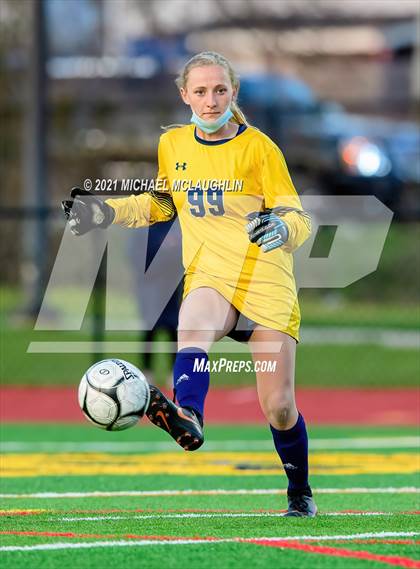 Thumbnail 3 in Syosset vs Massapequa (Section VIII AA Final) photogallery.