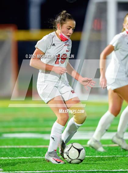 Thumbnail 2 in Syosset vs Massapequa (Section VIII AA Final) photogallery.