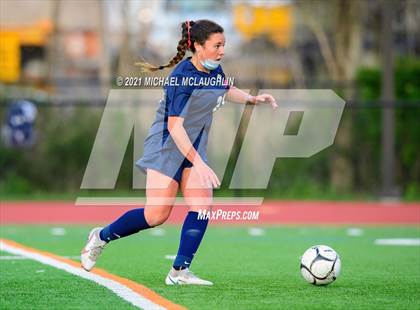Thumbnail 2 in Syosset vs Massapequa (Section VIII AA Final) photogallery.