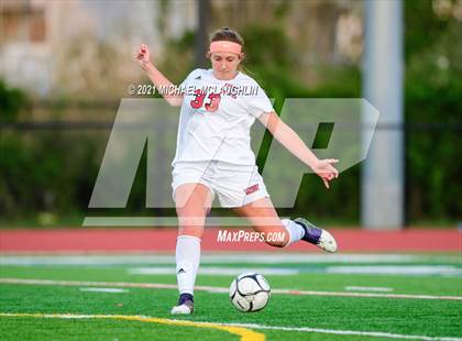 Thumbnail 2 in Syosset vs Massapequa (Section VIII AA Final) photogallery.