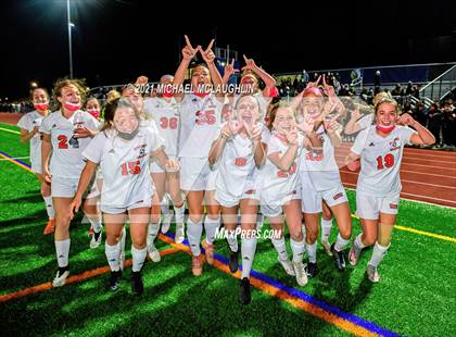 Thumbnail 2 in Syosset vs Massapequa (Section VIII AA Final) photogallery.
