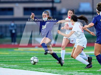 Thumbnail 1 in Syosset vs Massapequa (Section VIII AA Final) photogallery.