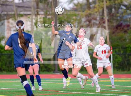 Thumbnail 3 in Syosset vs Massapequa (Section VIII AA Final) photogallery.