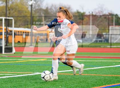 Thumbnail 2 in Syosset vs Massapequa (Section VIII AA Final) photogallery.