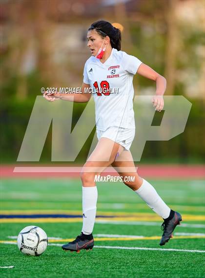 Thumbnail 3 in Syosset vs Massapequa (Section VIII AA Final) photogallery.