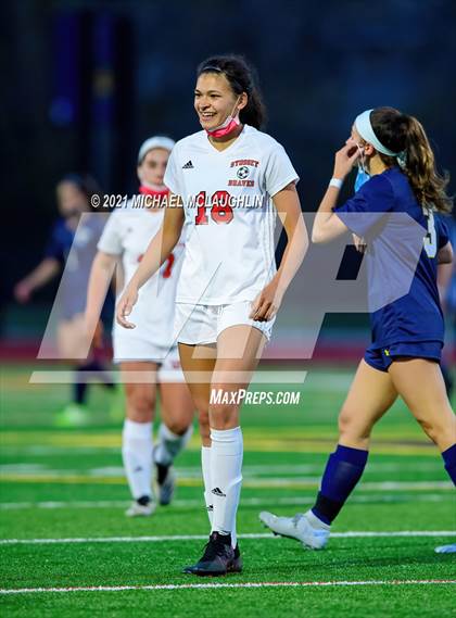 Thumbnail 3 in Syosset vs Massapequa (Section VIII AA Final) photogallery.