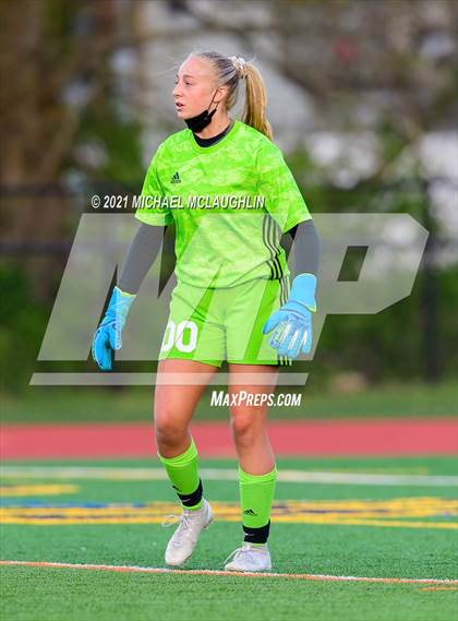 Thumbnail 2 in Syosset vs Massapequa (Section VIII AA Final) photogallery.