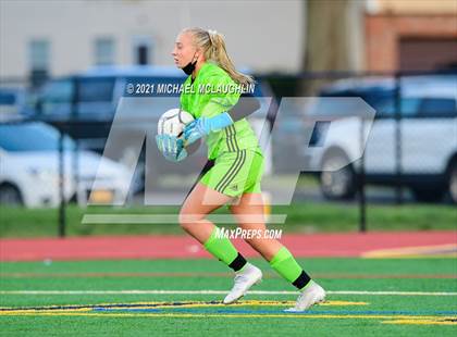 Thumbnail 2 in Syosset vs Massapequa (Section VIII AA Final) photogallery.