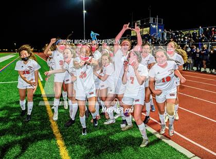 Thumbnail 3 in Syosset vs Massapequa (Section VIII AA Final) photogallery.