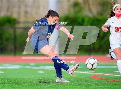 Thumbnail 3 in Syosset vs Massapequa (Section VIII AA Final) photogallery.