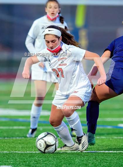 Thumbnail 3 in Syosset vs Massapequa (Section VIII AA Final) photogallery.