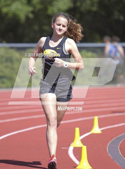 Thumbnail 3 in Sierra Foothill League Tri Meet photogallery.