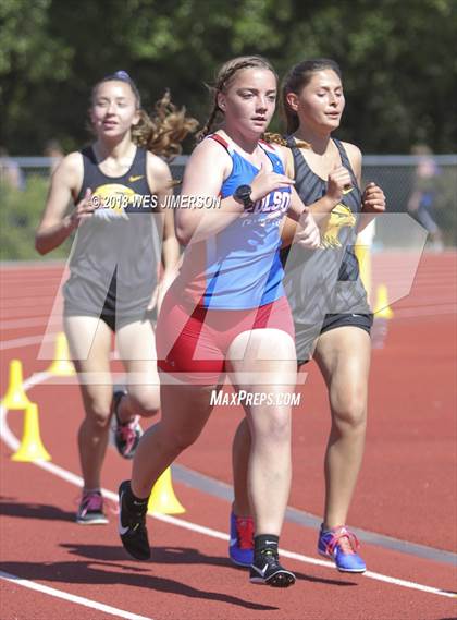 Thumbnail 3 in Sierra Foothill League Tri Meet photogallery.