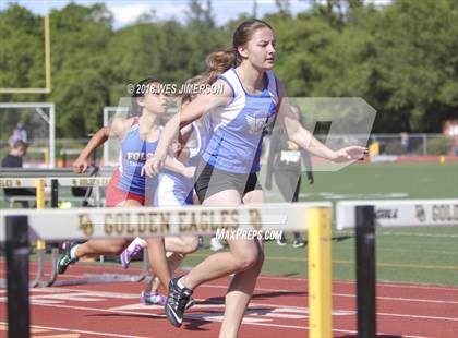 Thumbnail 2 in Sierra Foothill League Tri Meet photogallery.