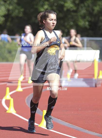 Thumbnail 1 in Sierra Foothill League Tri Meet photogallery.