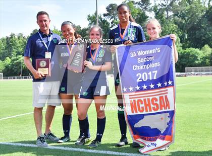 Thumbnail 3 in Weddington vs. Corinth Holders (NCHSAA 3A Final) photogallery.