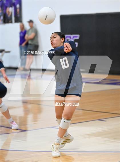 Thumbnail 2 in JV: Northwest Christian vs. Benjamin Franklin photogallery.